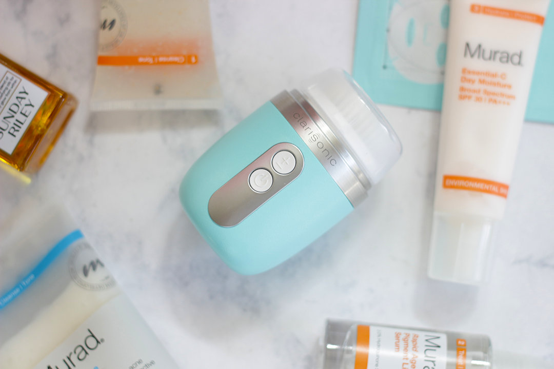 Ready for Red Carpet Season? Here are some easy tips to get Red Carpet Ready from head to toe, featuring some awesome products from Clarisonic- Baby Foot- Vince Camuto- ZzzQuil- See how Jamie gets Red Carpet Ready HERE- https://makeuplifelove.com- #ad- #BabbleBoxx