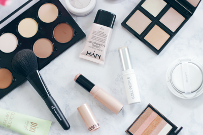 Confused by what strobing is? Keep reading and see how Jamie is getting her strobe on this season. Strobing 101 is officially in session. -Strobing-Makeup Life and Love-#TargetStyle-#sponsored- Target Beauty- #MyBeautyByTarget