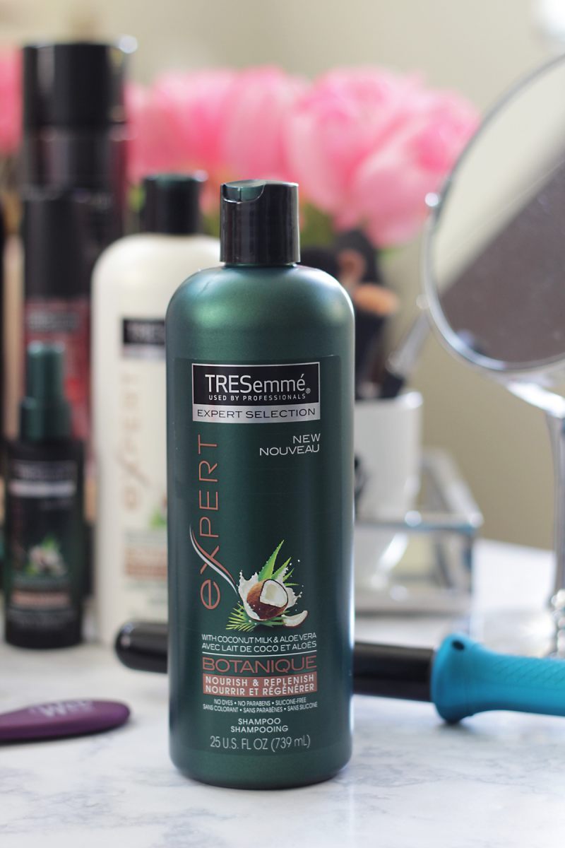 Is your hair looking dull, dry and tired this summer? Then you need to keep reading and see why Jamie is loving the new TRESemme Botanique Collection to bring her hair back to life. TRESemme Botanique Haircare is rocking the shelves this summer and giving your hair life instantly. - TRESemme - TRESemme Botanique- The Hair Care Edit- Makeup Life and Love