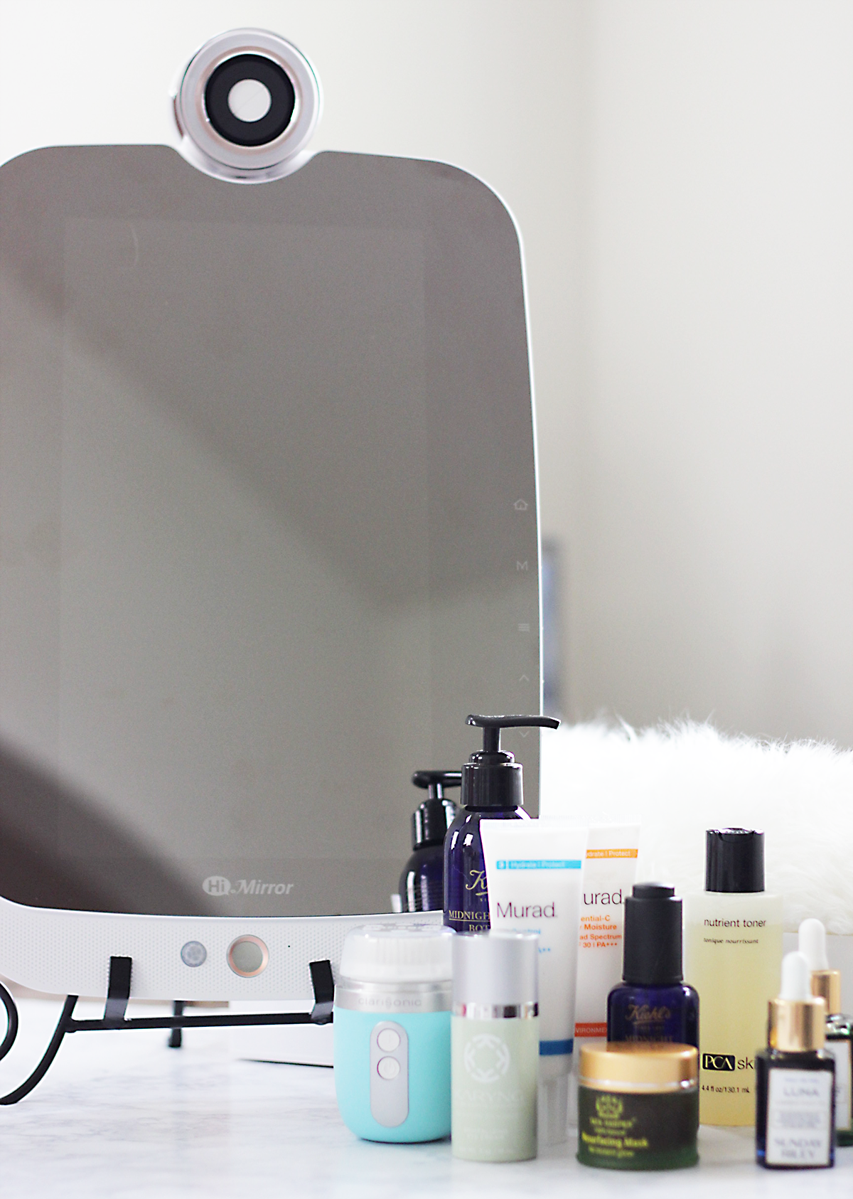 Looking to up your skincare game this holiday season? Then you need to see how to incorporate the newest skincare innovation HiMIrror into your beauty regimen. HiMirror is the first of its kind and is rapidly changing the way you do skincare. See how...- HiMirror- Makeup Life and Love