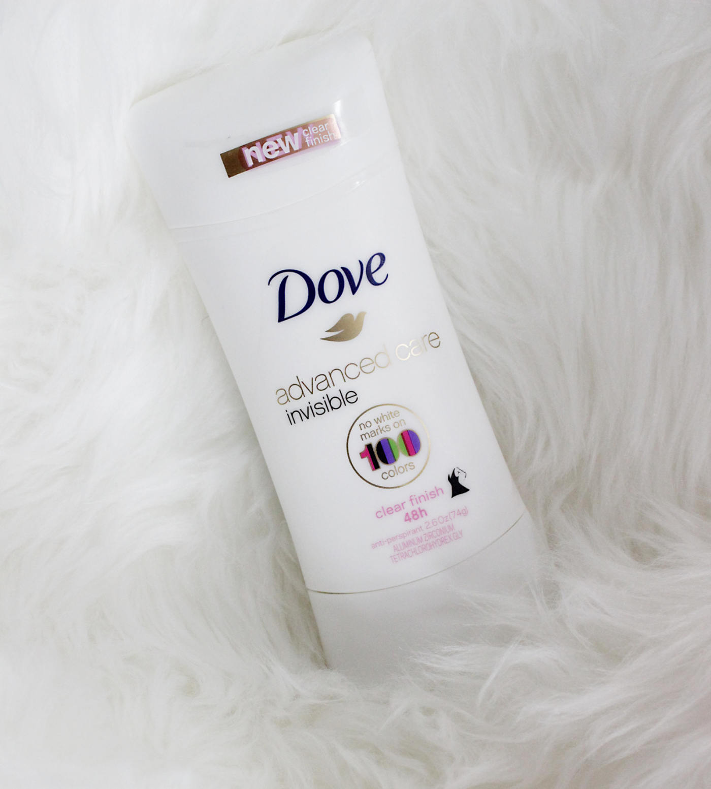 The only person you are destined to become is the person you decide to be... Today we are teaming up with Dove to share five easy tips to start embracing yourself TODAY + a giveaway to help you #RaiseTheBeautyBar!