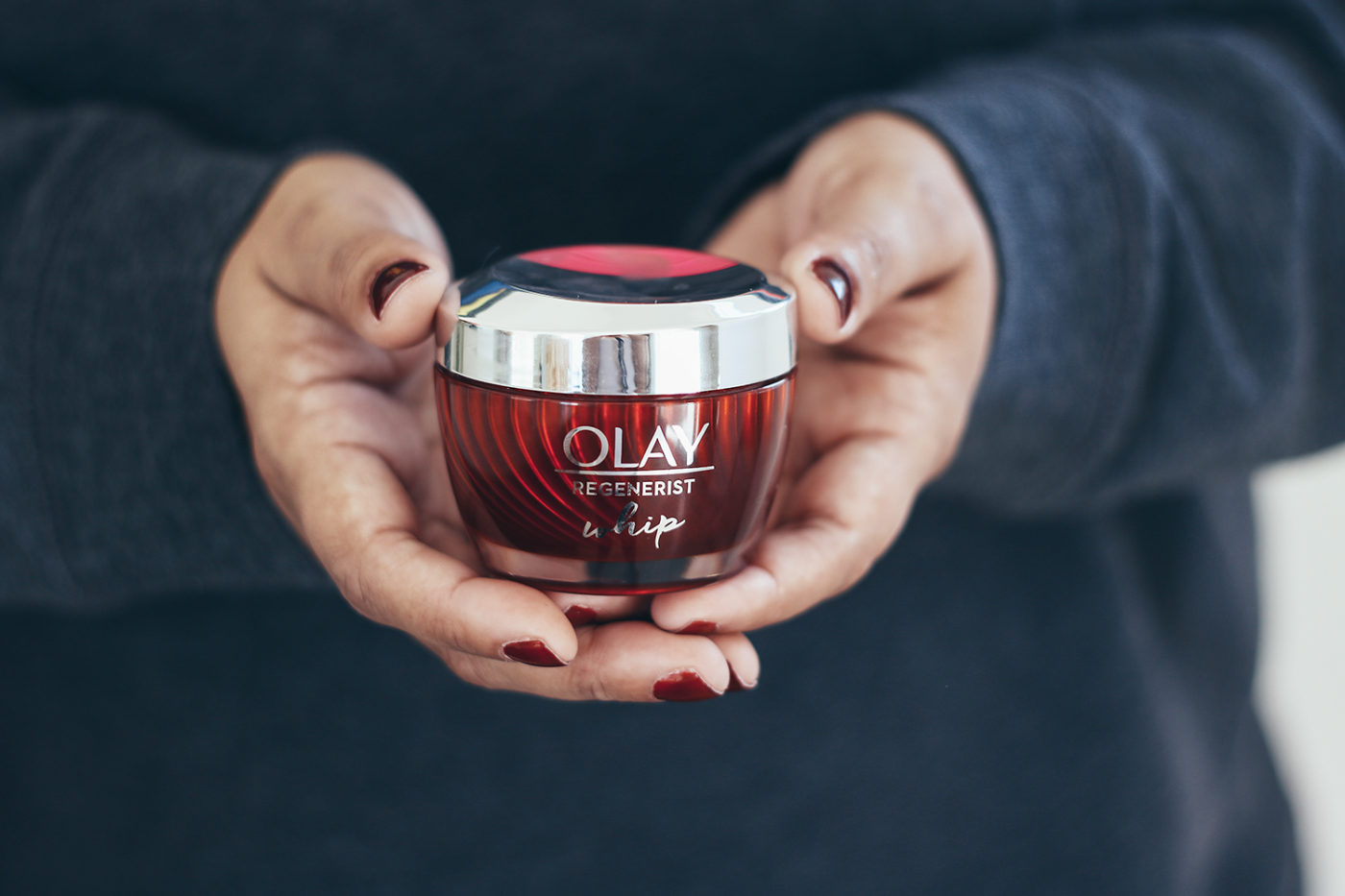 Looking for the perfect moisturizer this winter? See why you NEED to try the NEW Olay Regenerist Whip ASAP!
