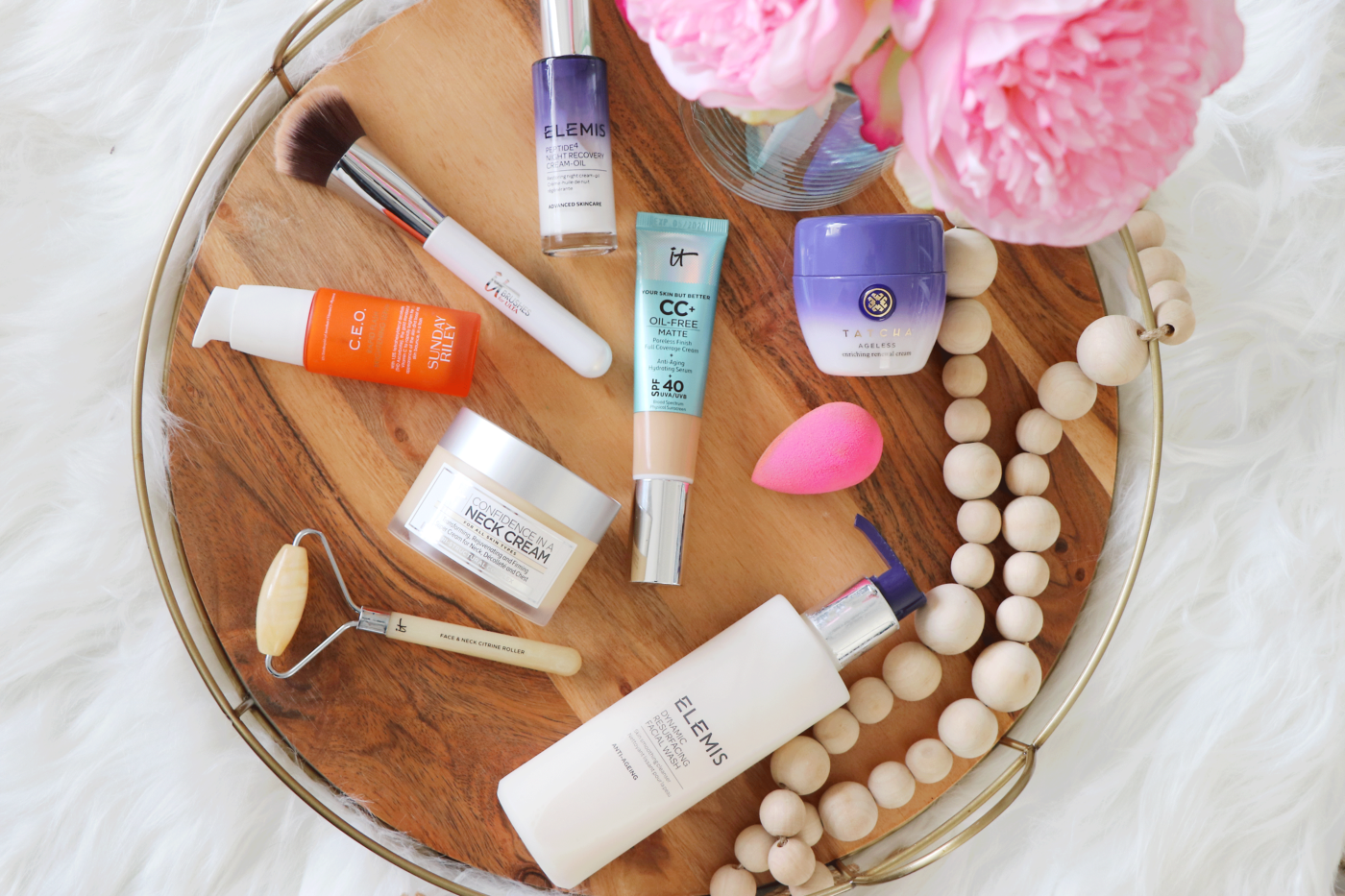 Looking for the best beauty and skincare finds? From SPF to eye cream- Makeup Life and Love is sharing the best QVC beauty + skincare deals happening right now. Click to see them HERE!